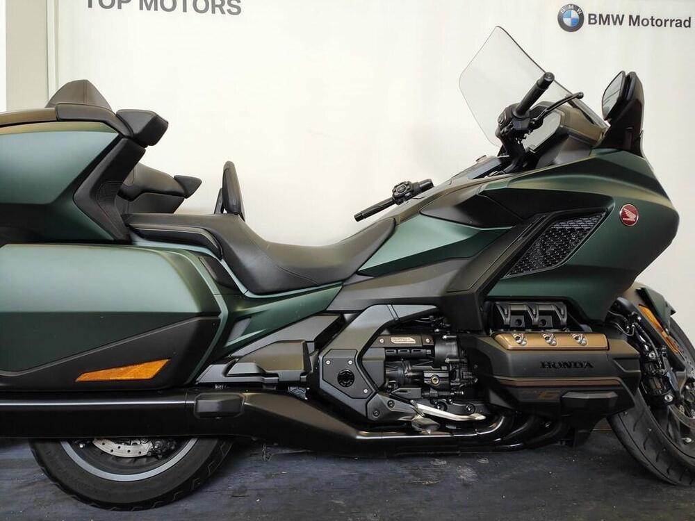 Honda GL 1800 Gold Wing Tour DCT & Airbag (2022 - 24) (2)