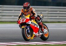 MotoGP. Marquez domina le FP2 e batte il record della pista