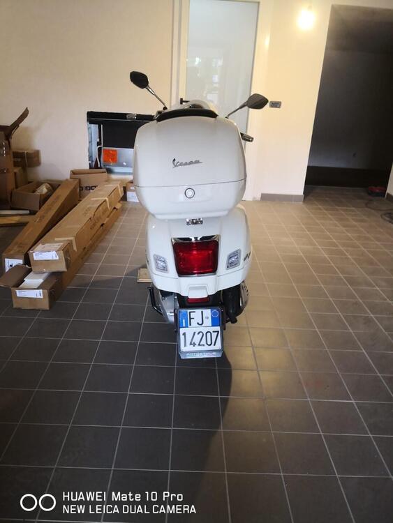 Vespa GTS 300 Super (2023 - 24) (4)