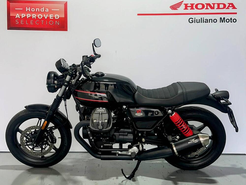 Moto Guzzi V7 850 Stone Special Abs (2021)