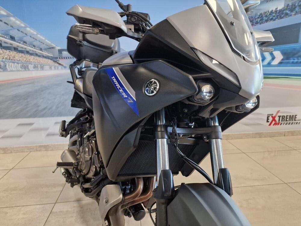 Yamaha MT-09 (2017 - 20) (4)