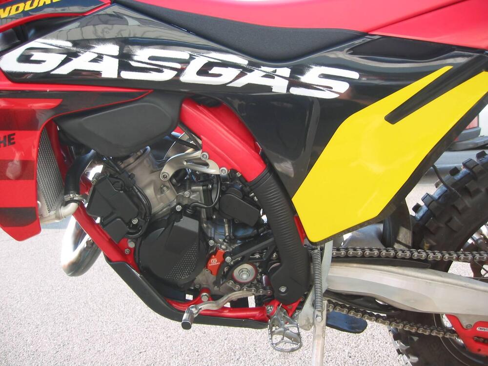 GASGAS EC 125 (2025) (5)