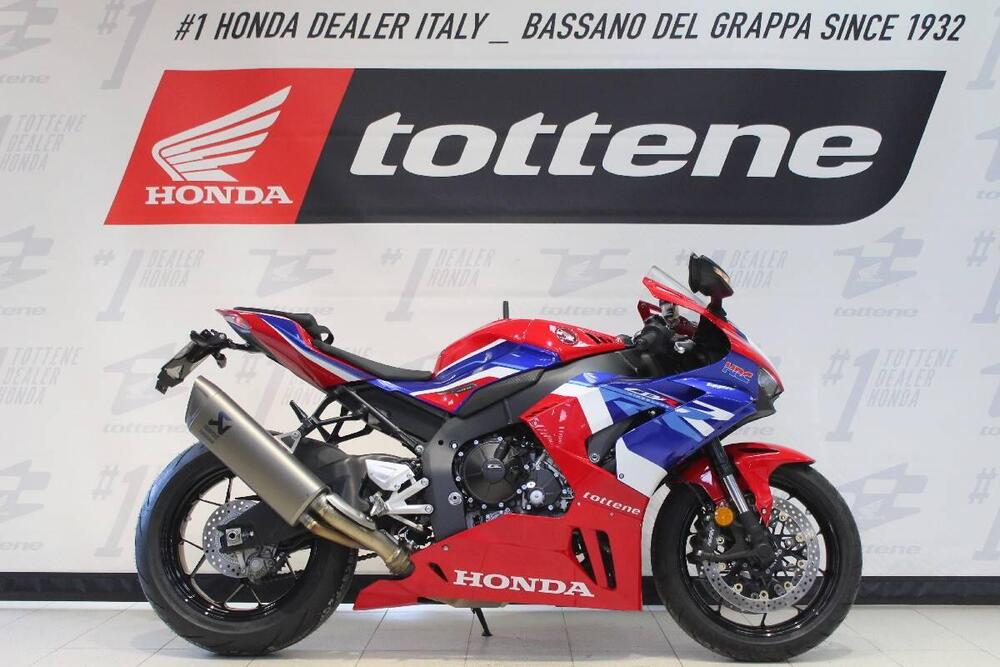 Honda CBR 1000 RR-R Fireblade (2024)