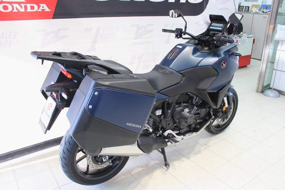 Honda NT 1100 DCT (2022 - 24) (2)