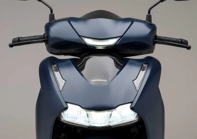 Honda SH 350 SH 350i Sport (2025 - 26) (10)