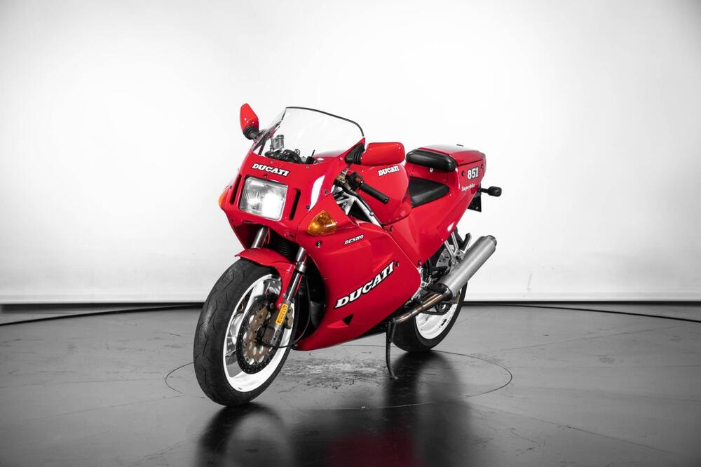 Ducati 851 