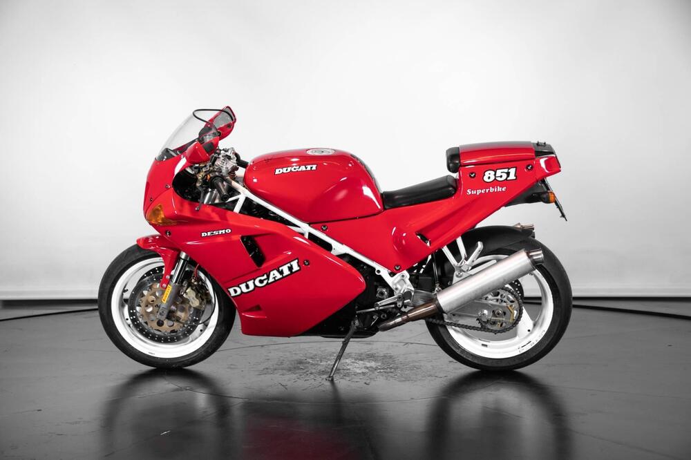 Ducati 851 