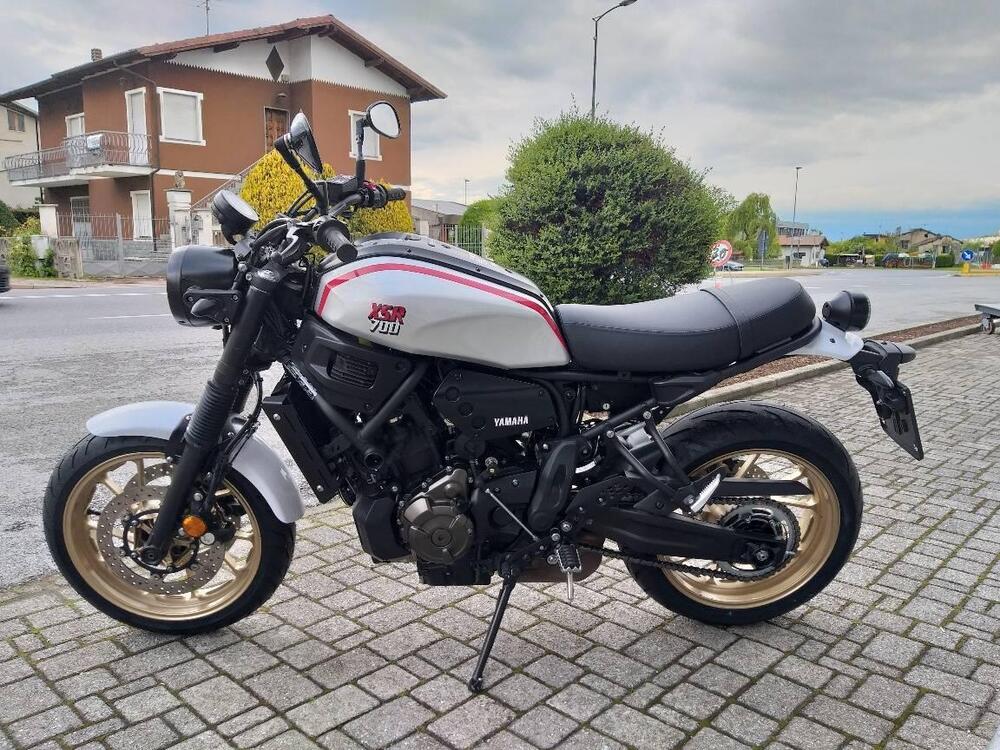 Yamaha XSR 700 XTribute (2021) (3)