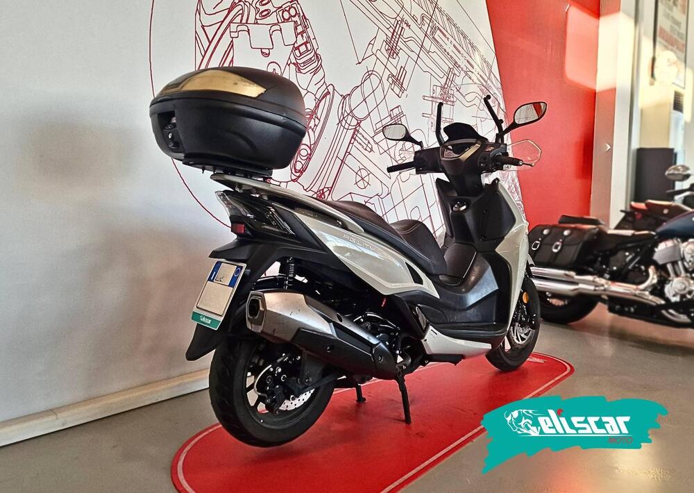 Kymco Agility 300i (2021 - 24) (4)