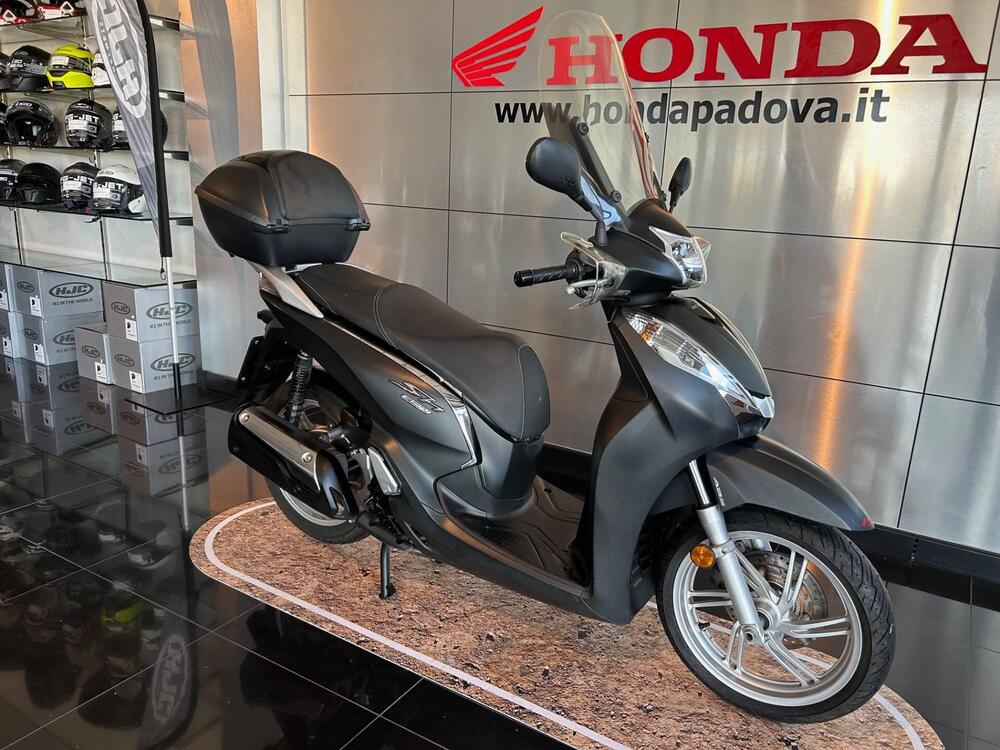 Honda SH 300 i ABS (2016 - 20) (3)