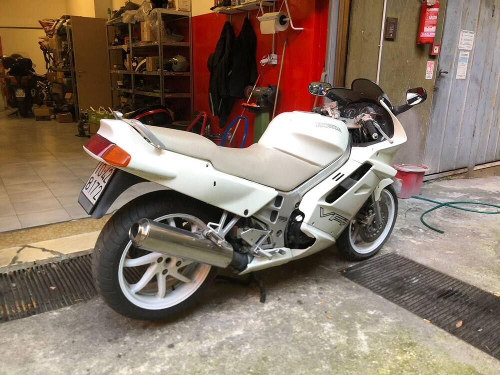 Honda VFR 750 F (1990 - 93) (5)