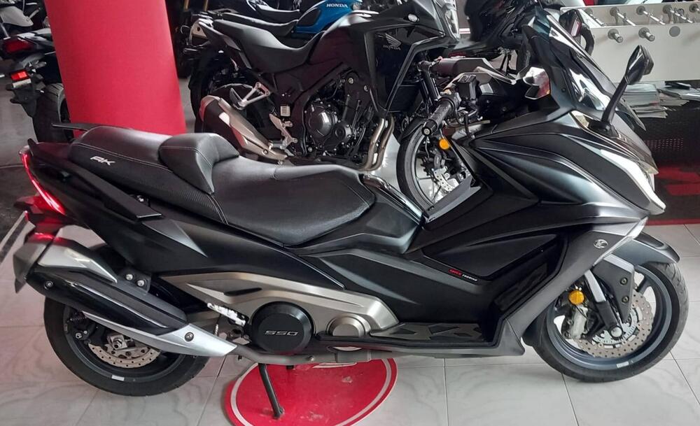 Kymco AK 550 (2020) (2)