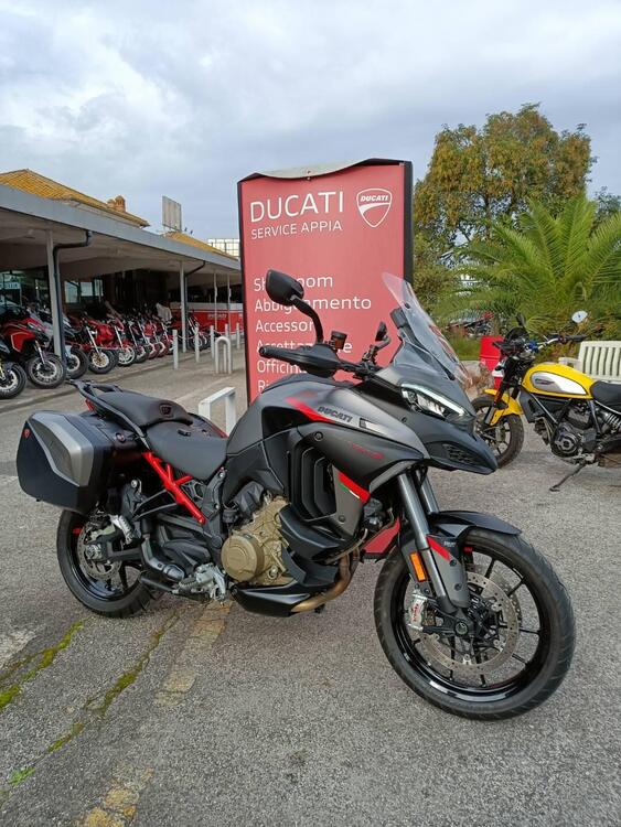 Ducati Multistrada V4 S Grand Tour (2024) (3)