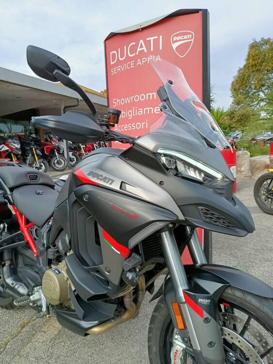 Ducati Multistrada V4 S Grand Tour (2024) (4)