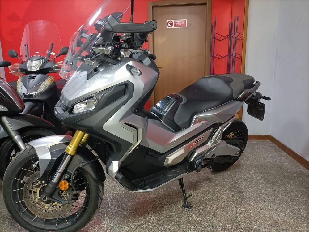 Honda X-ADV 750 (2018 - 20) (2)