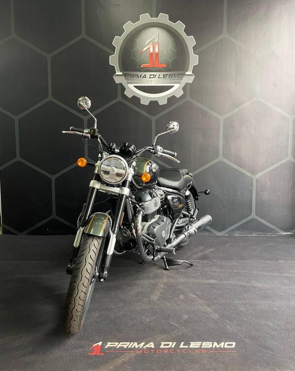 Royal Enfield Super Meteor 650 (2023 - 24) (4)