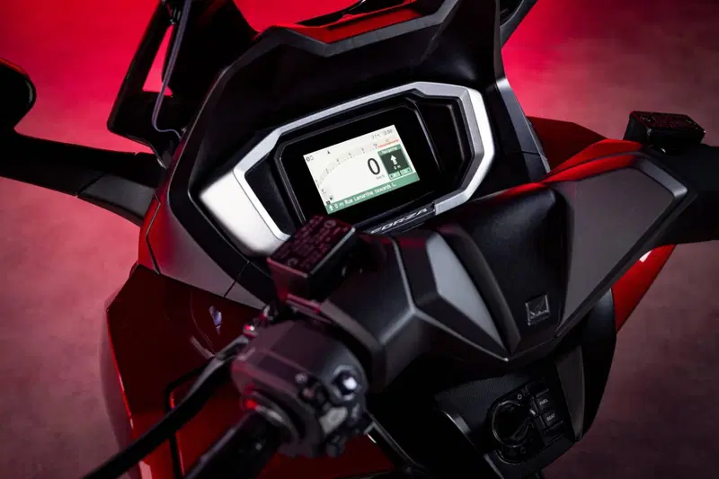 Honda Forza 350 (2025 - 26) (10)