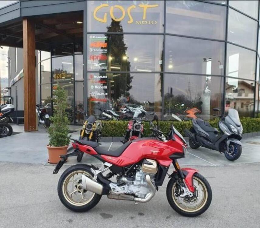 Moto Guzzi V100 Mandello (2023 - 24)