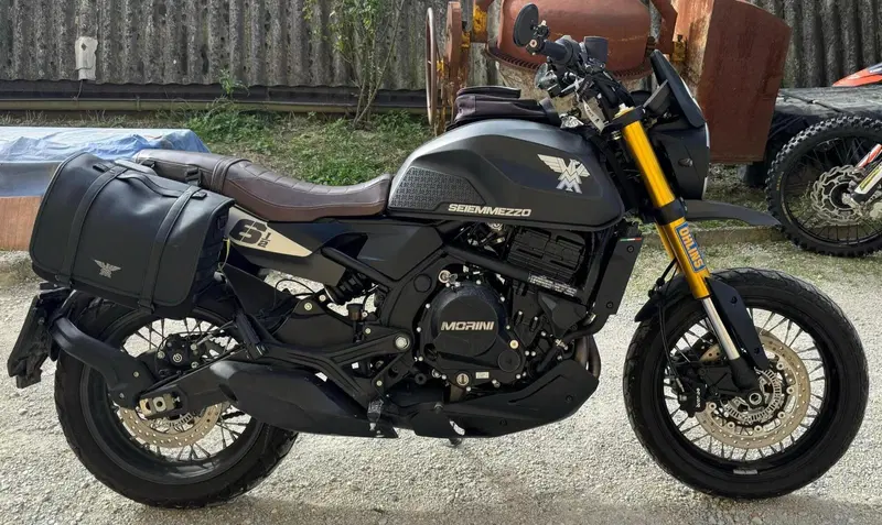 Moto Morini SEIEMMEZZO SCR (2022 - 26) (2)