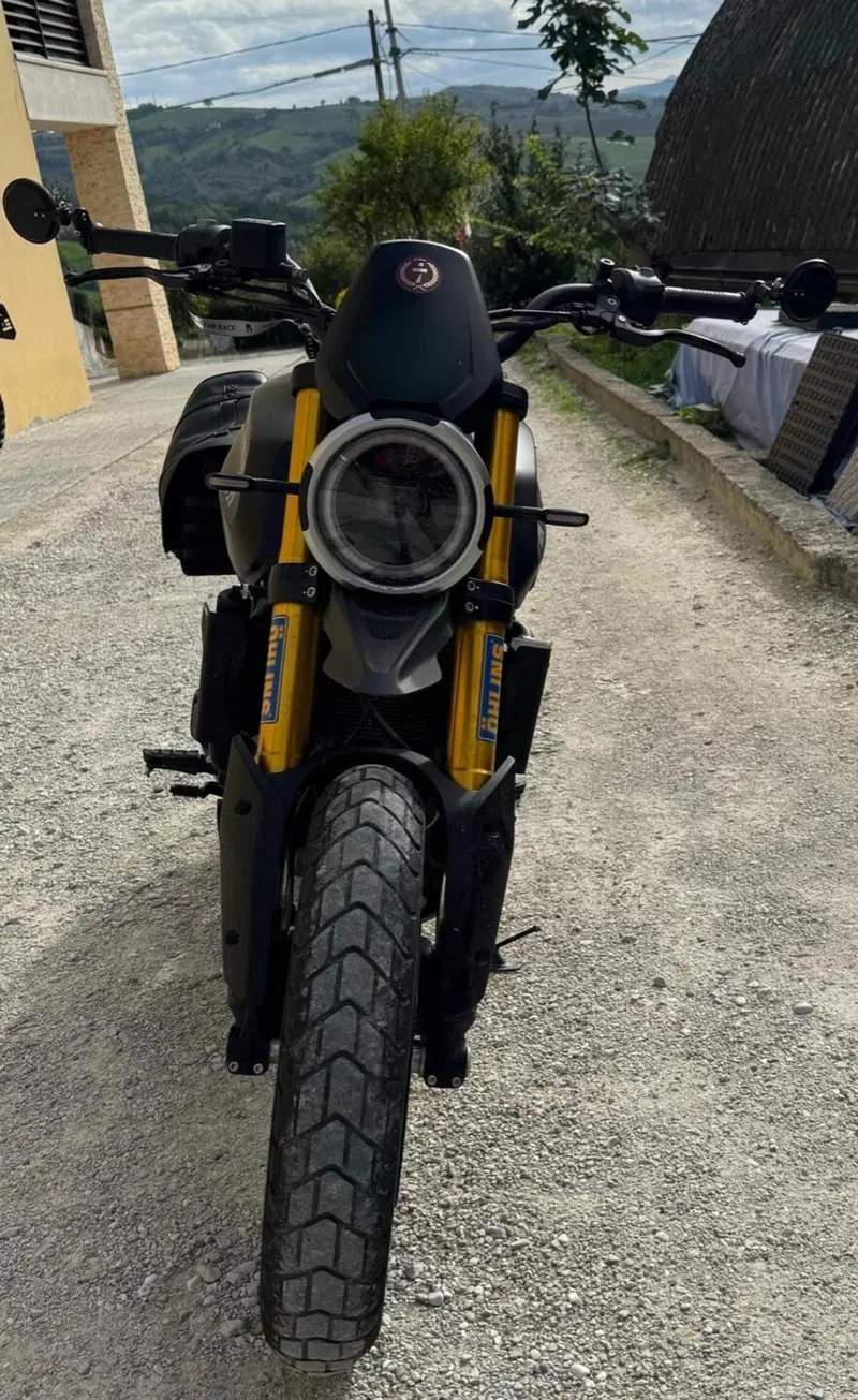 Moto Morini SEIEMMEZZO SCR (2022 - 26) (3)