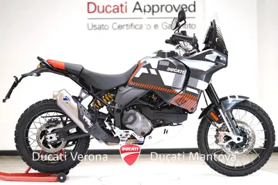 Ducati DesertX (2022 - 25) usata