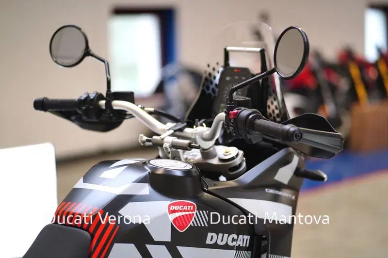 Ducati DesertX (2022 - 25) (9)