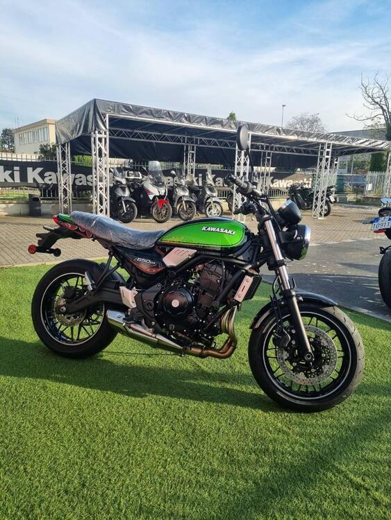 Kawasaki Z 650 RS (2022 - 25) (3)