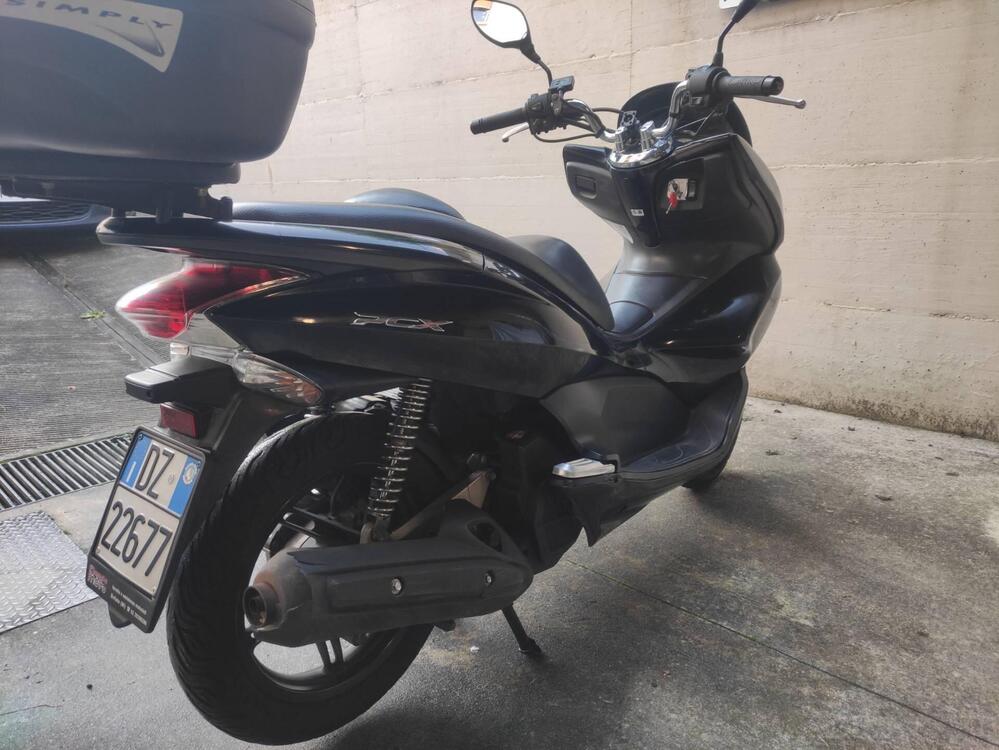 Honda PCX 125 (2009 - 13) (4)