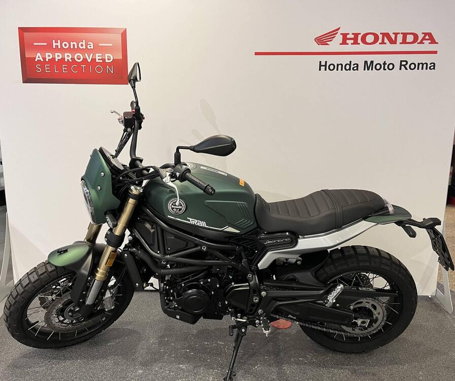 Benelli Leoncino 800 Trail (2022 - 24) (2)