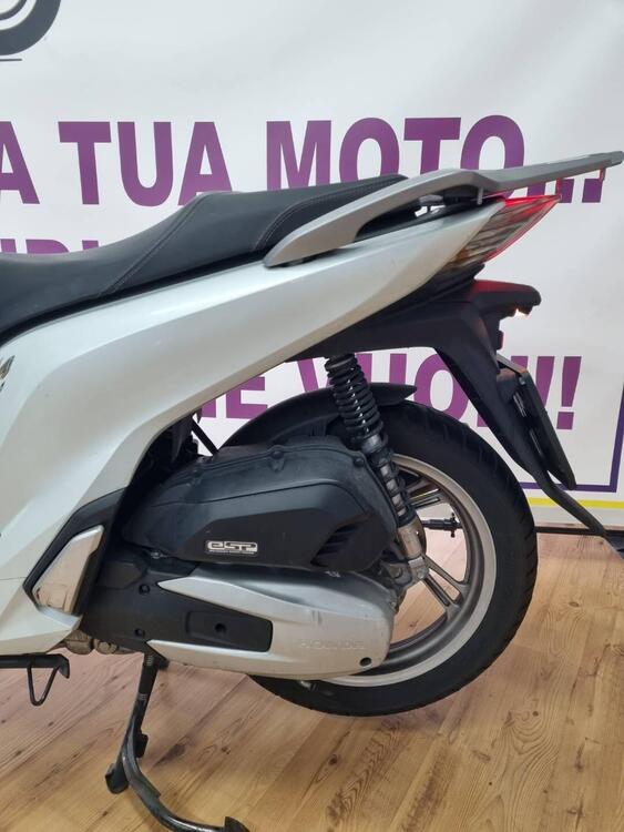 Honda SH 150 i ABS (2013 - 16) (4)