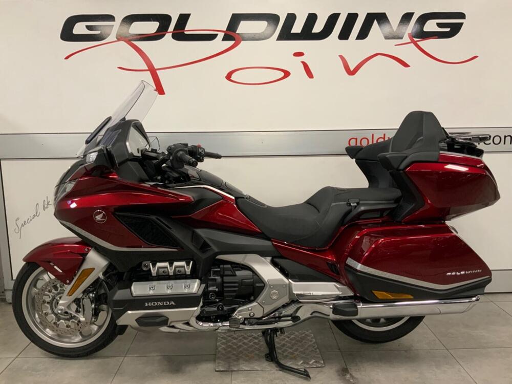 Honda GL 1800 Gold Wing Tour DCT (2021)