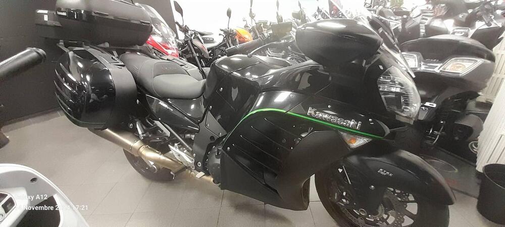 Kawasaki GTR 1400 ABS (2015 - 16) (2)