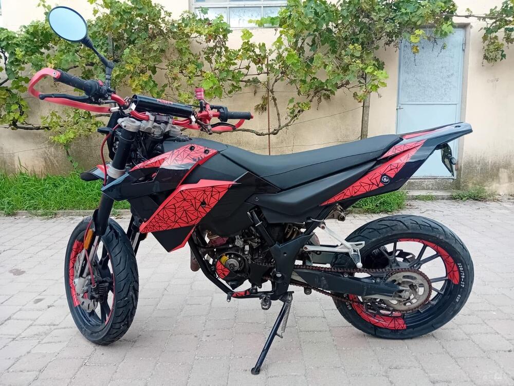 KSR Moto TR 50 SM 2T (2014 - 17) (4)