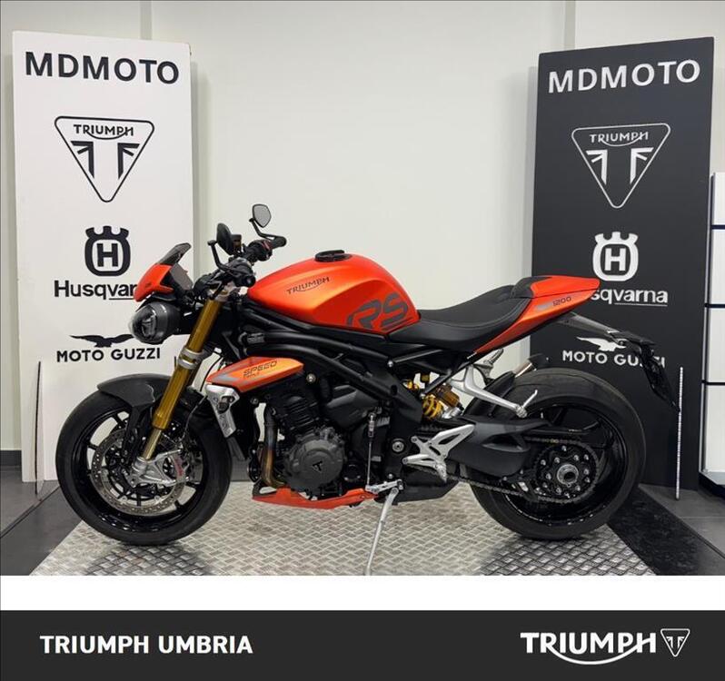 Triumph Speed Triple 1200 RS (2021 - 24) (2)