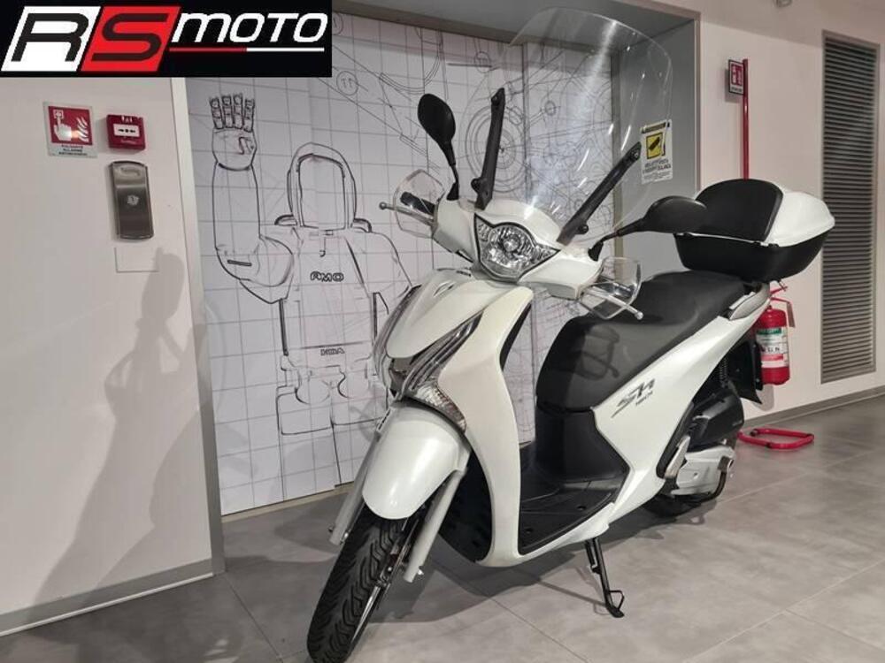 Honda SH 150 i ABS (2013 - 16) (2)