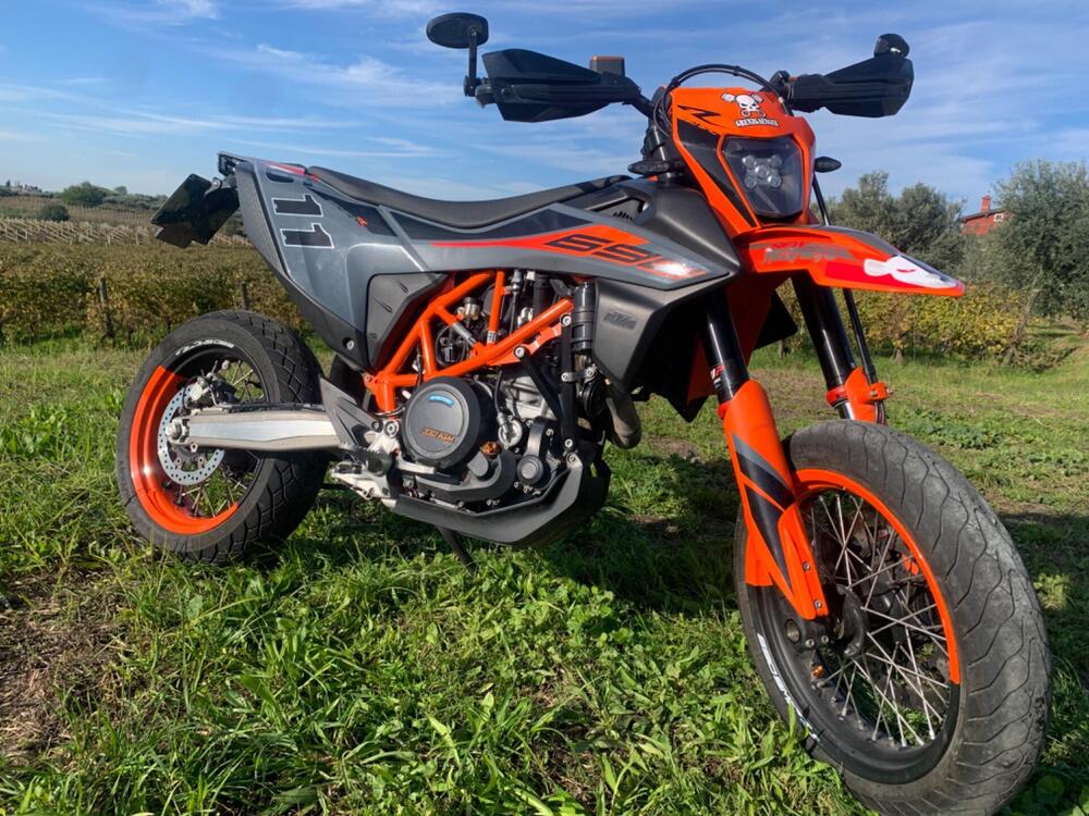 KTM 690 SMC R (2021-22)