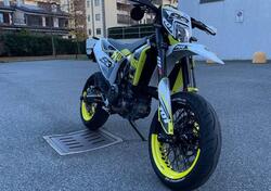 Husqvarna 701 Supermoto (2020) usata