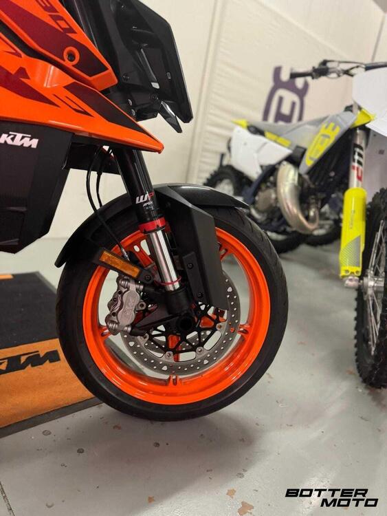 KTM 990 Duke (2024) (3)