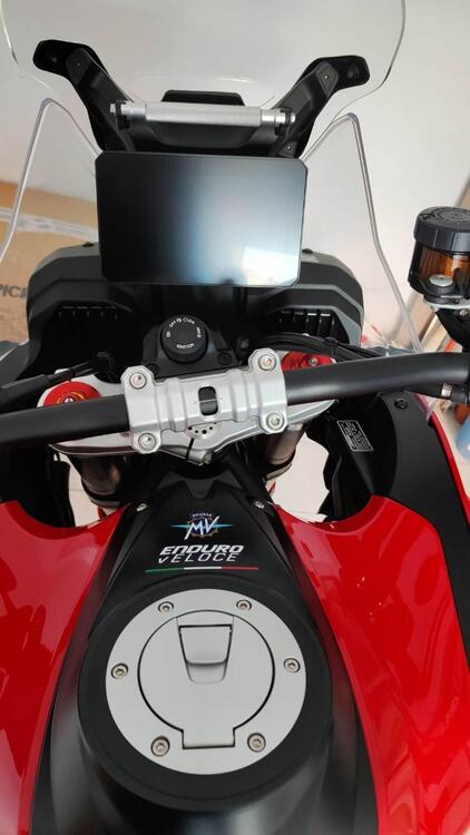 MV Agusta LXP Enduro Veloce (2024)