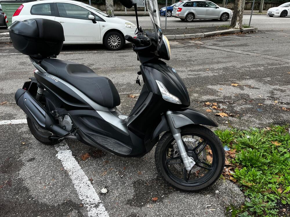 Piaggio Beverly 350 SportTouring ie ABS (2011 - 17)