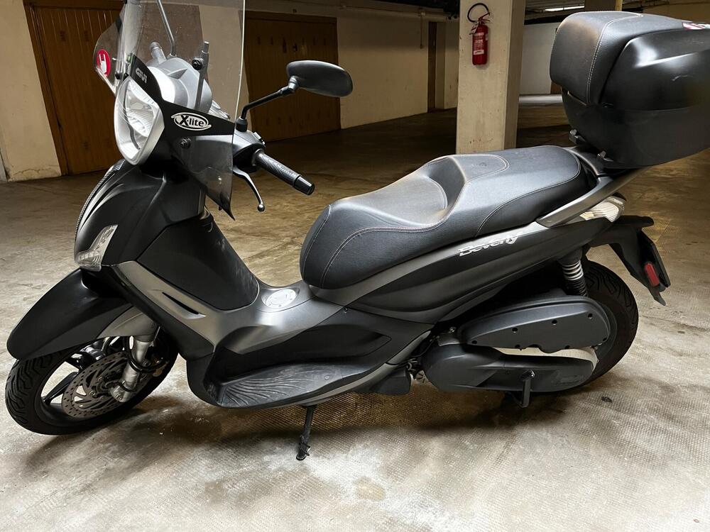 Piaggio Beverly 350 SportTouring ie ABS (2011 - 17) (3)