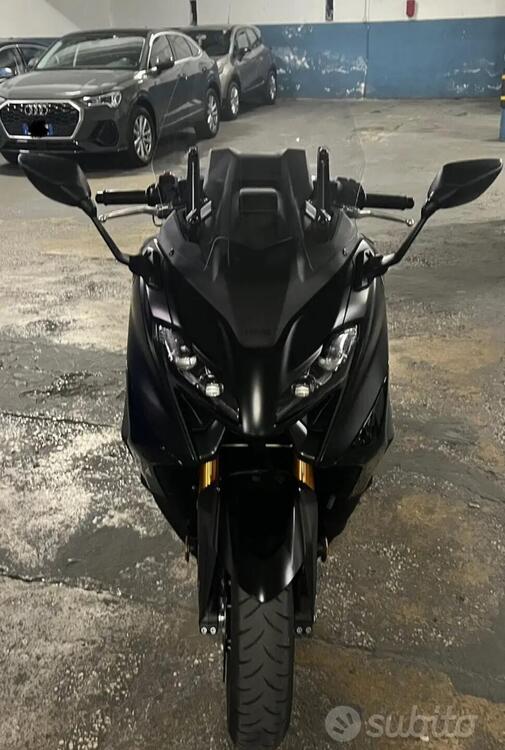 Yamaha T-Max 560 Tech Max (2022 - 24) (2)