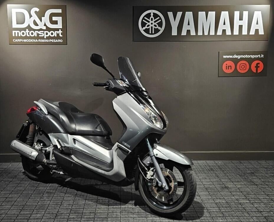 Yamaha X-Max 250 (2007 - 09) (2)