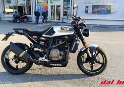 Husqvarna Svartpilen 701 (2019) usata