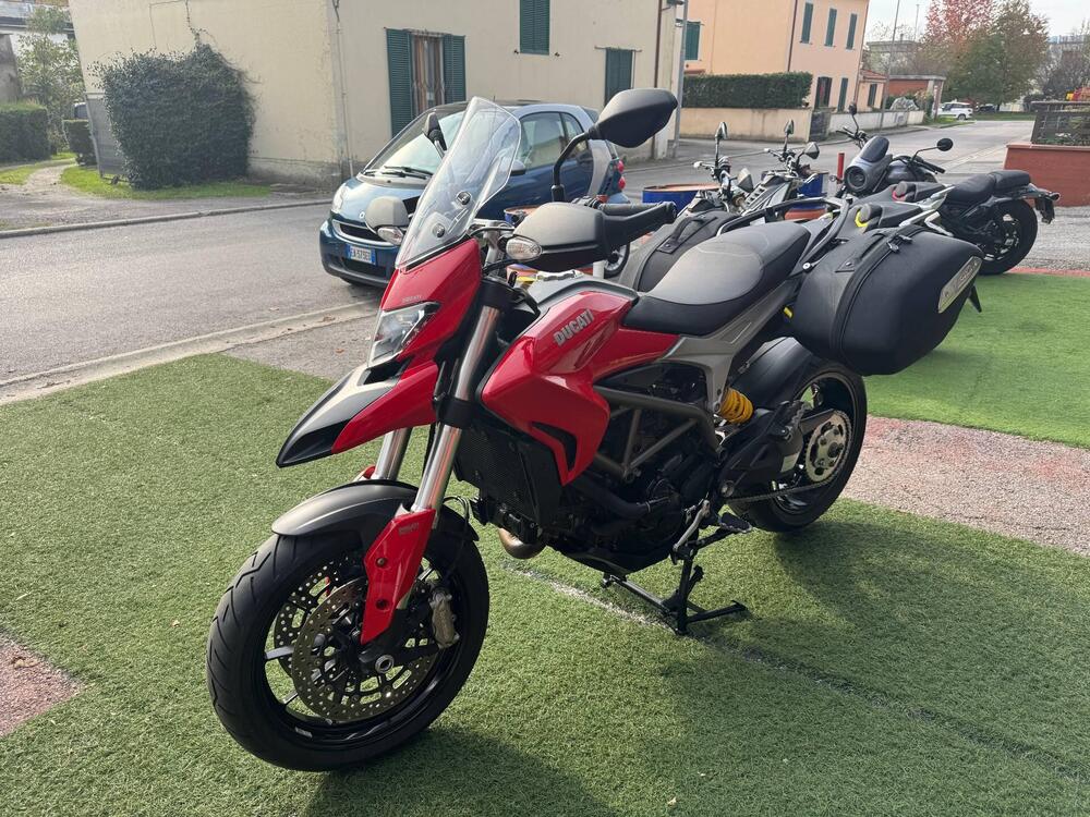 Ducati Hyperstrada 821 (2013 - 15) (4)