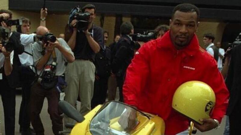 Mike Tyson: sapevate che il Campione di boxe &egrave; appassionato di moto? [GALLERY]