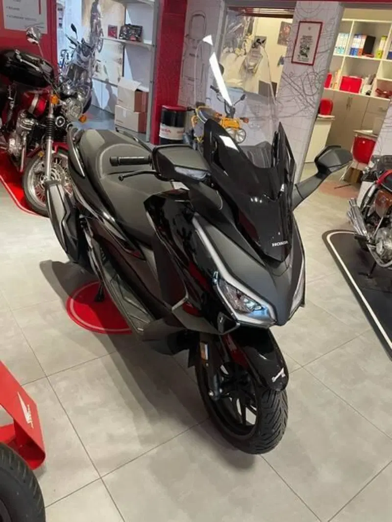 Honda Forza 350 (2025 - 26) (3)