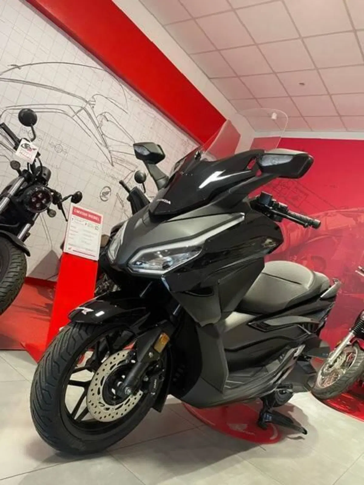 Honda Forza 350 (2025 - 26) (5)