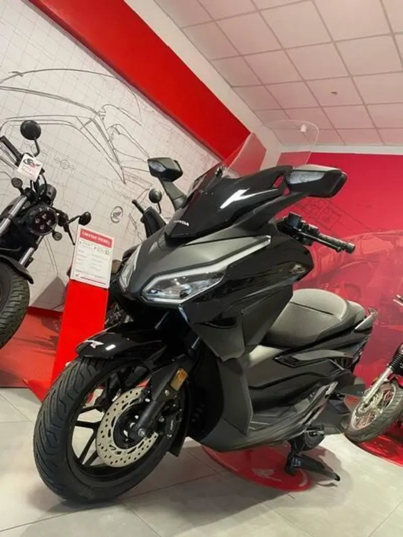 Honda Forza 350 (2025 - 26) (5)