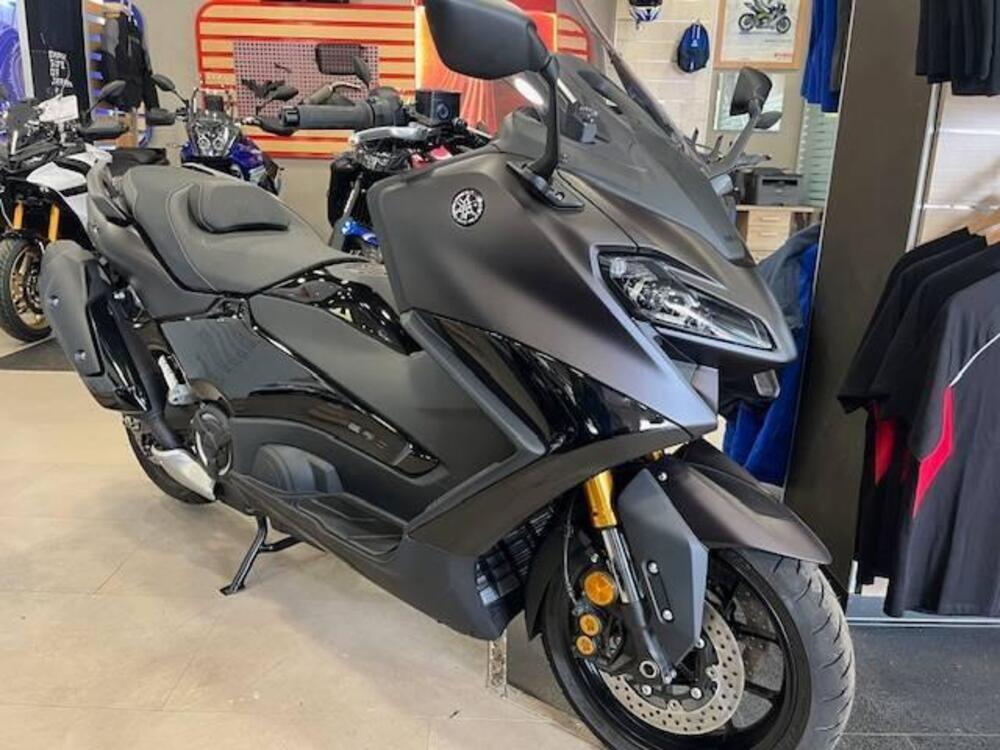 Yamaha T-Max 560 Tech Max (2022 - 24) (2)